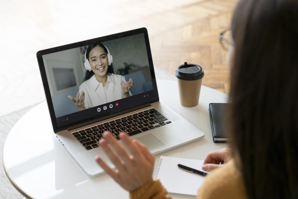 Seja confiante e lembre-se de mostrar o melhor sobre você durante a entrevista freelance