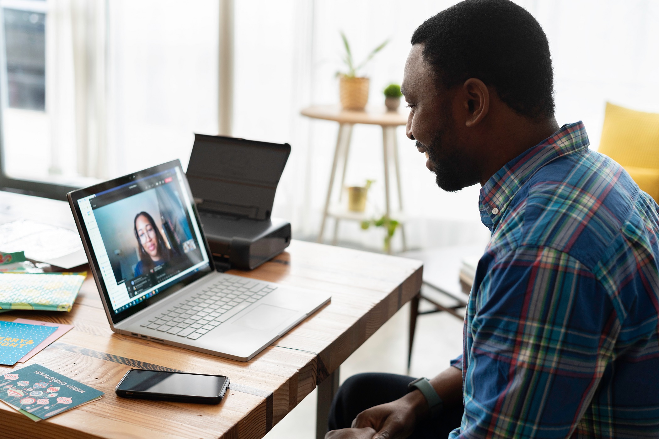 As taxas de freelancer são importantes para definir o seu preço para aquele projeto e entender o seu valor como profissional