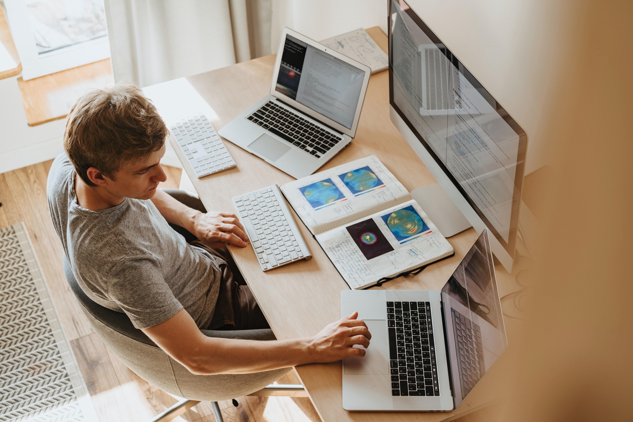 As a freelance programmer, you must constantly advance your knowledge of new technologies and business practices